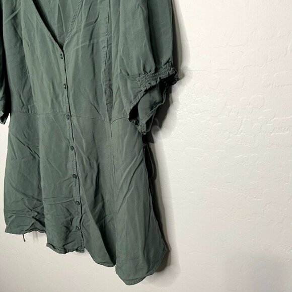 Torrid Green Button Front Side Tie Flowy Blouse Top 3 3X 22/24 - Picture 3 of 7